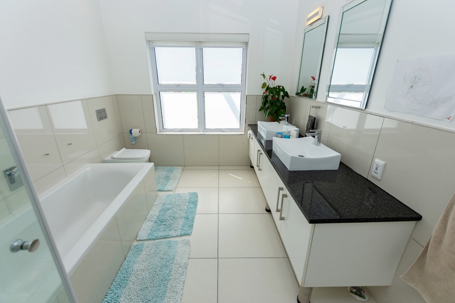 4 Bedroom Property for Sale in Langebaan Country Estate Western Cape